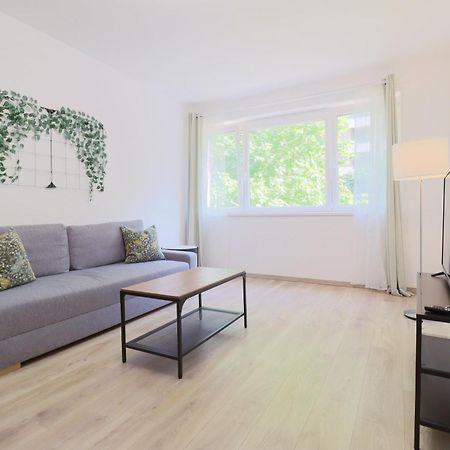 Spring House With Free Private Parking Apartment Будапеща Екстериор снимка