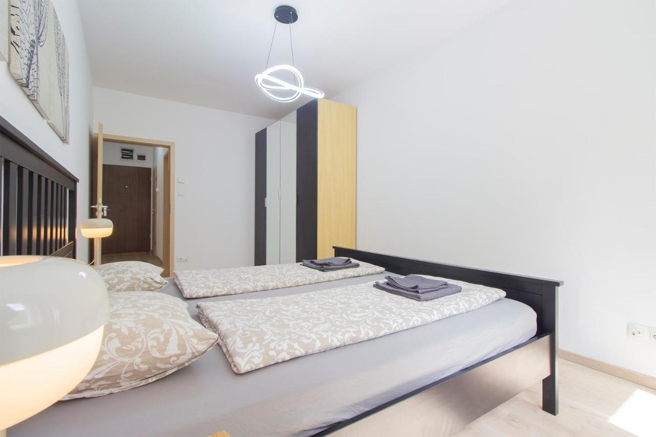 Spring House With Free Private Parking Apartment Будапеща Екстериор снимка